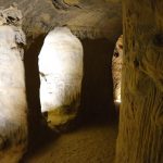 Osimo Sotterranea - Particolare dei Cunicoli e basso rilievi in "Grotta del Cantinone"